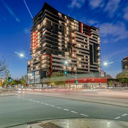 Rnr Serviced Apartments Adelaide - Grote St. エクステリア 写真