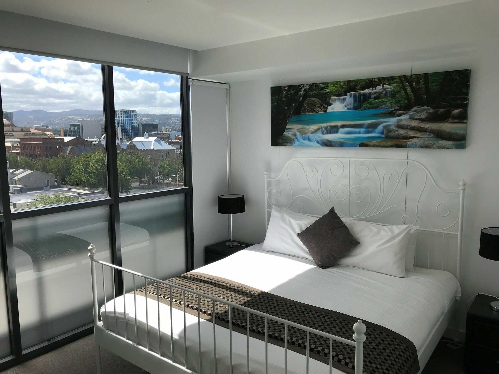 Rnr Serviced Apartments Adelaide - Grote St. エクステリア 写真