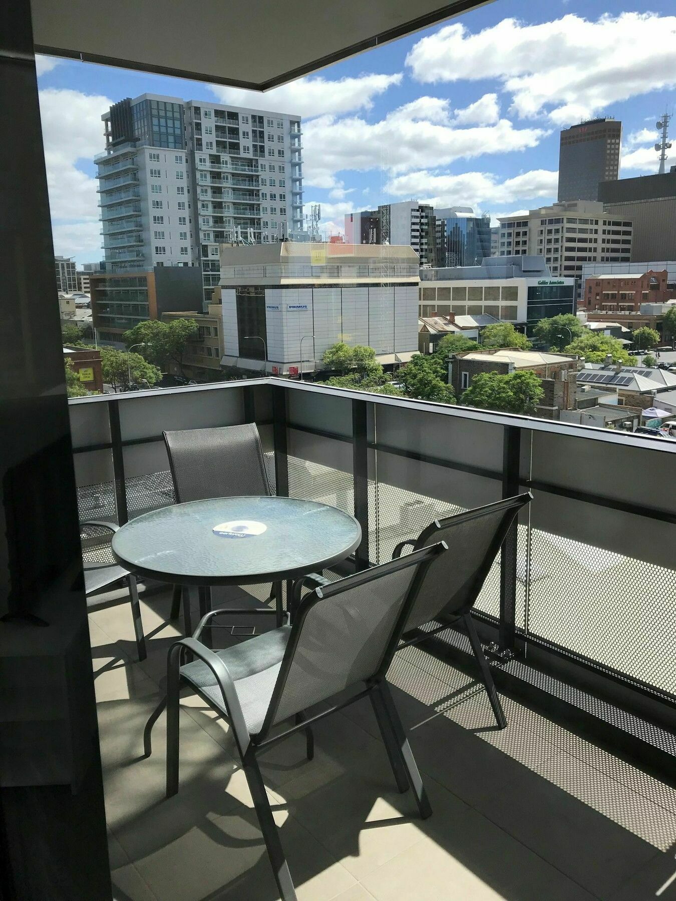 Rnr Serviced Apartments Adelaide - Grote St. エクステリア 写真